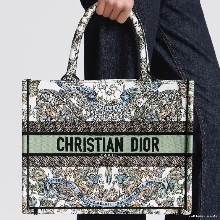 Cheap Tote Canvas Butterfly Book Dior Motif White The World Green Around 0430 Luxury